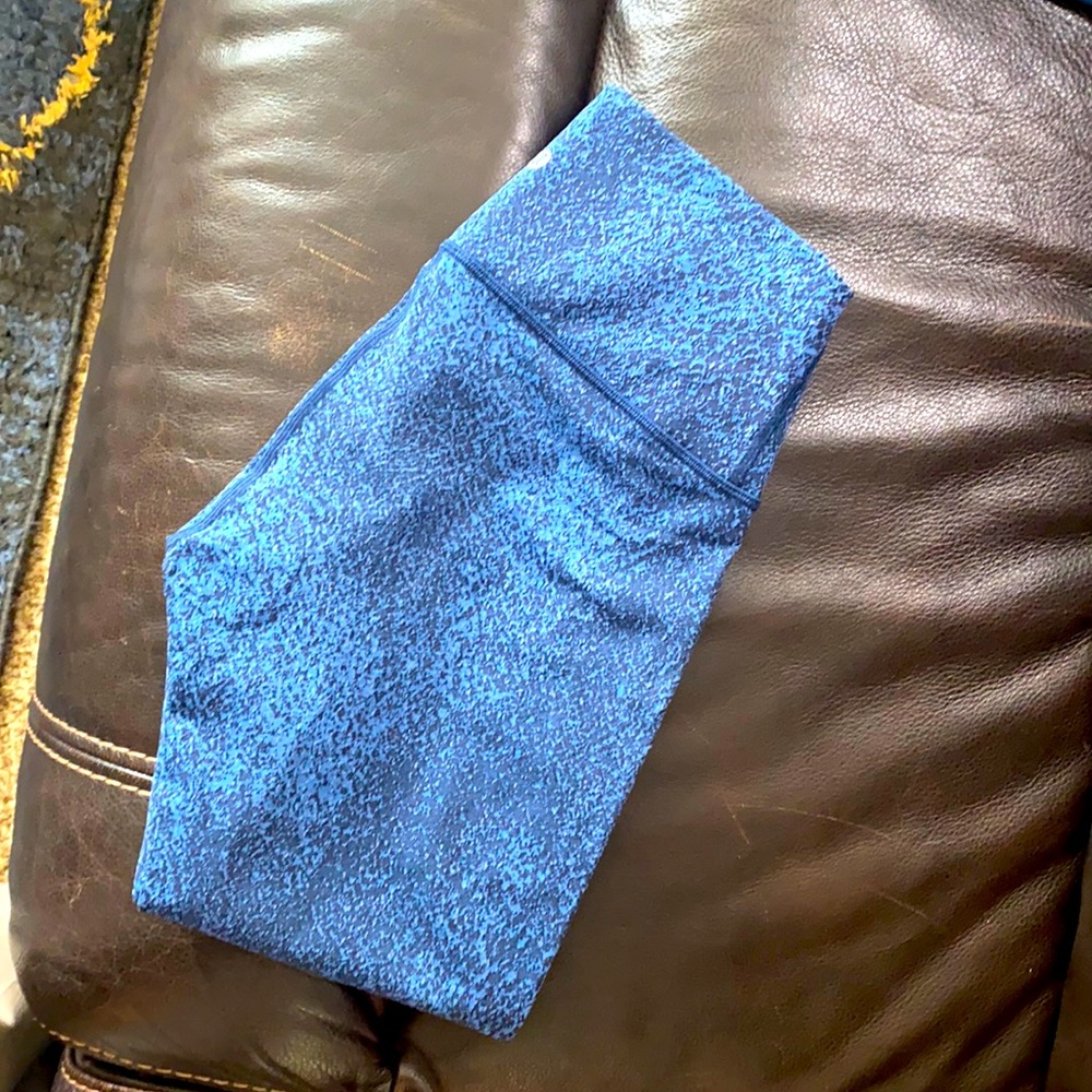 Lululemon 5/8 Leggings